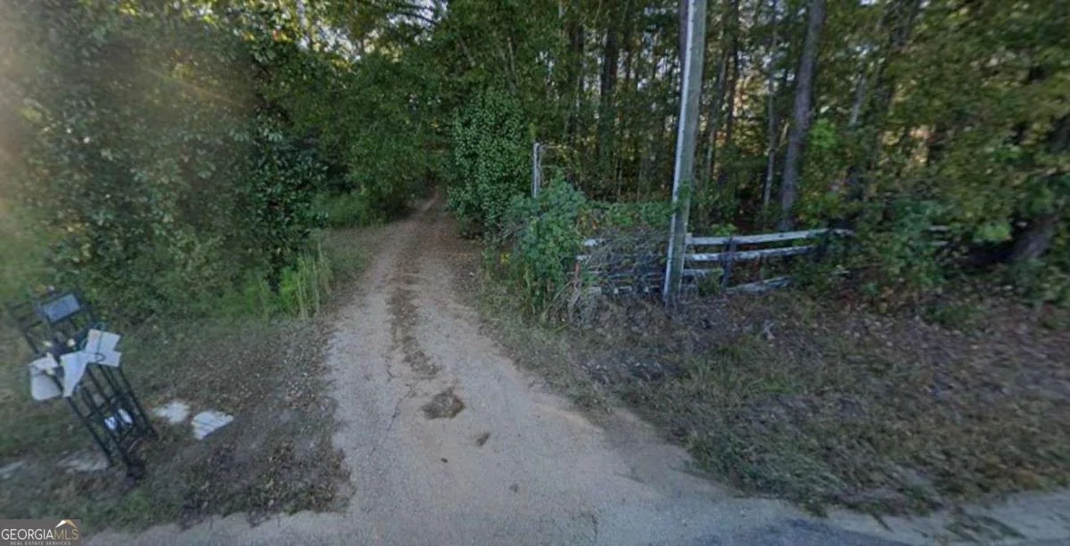 2111 Smokey Road