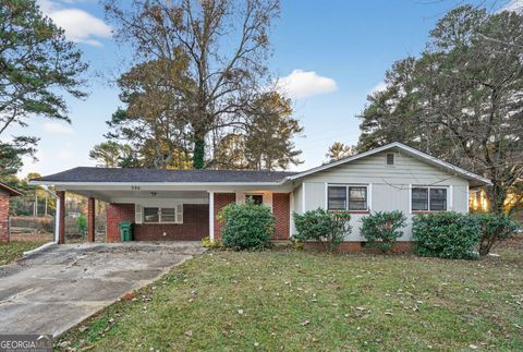 Photo of 996 Forest Valley Drive SE, Atlanta, GA 30354 (MLS # 10676592)