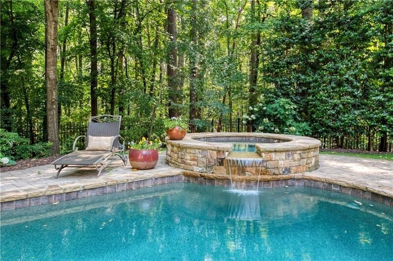 Hampton Hall - Residential