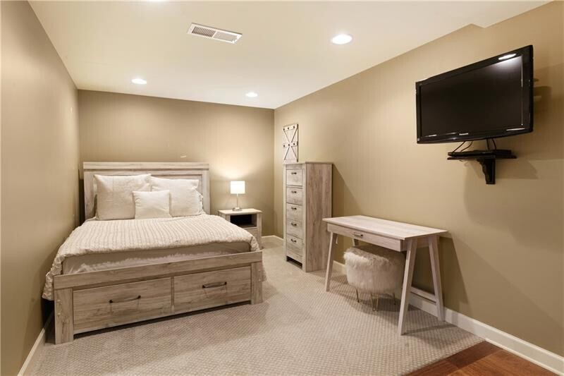 Hampton Hall - Residential