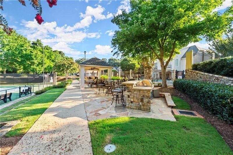 Hampton Hall - Residential