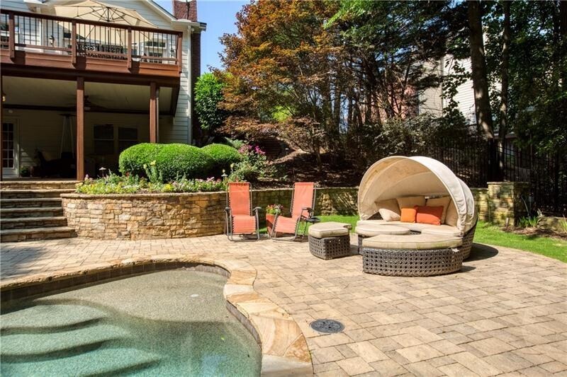 Hampton Hall - Residential