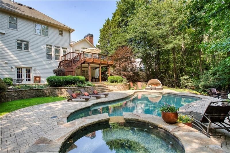 Hampton Hall - Residential