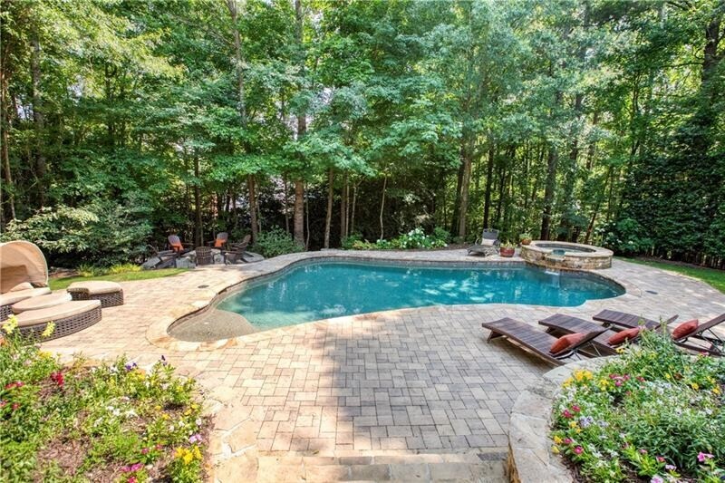 Hampton Hall - Residential