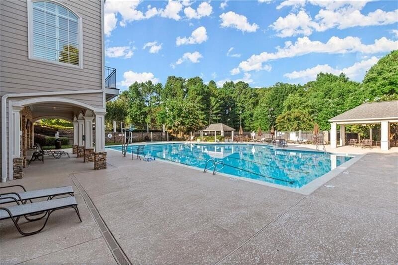 Hampton Hall - Residential