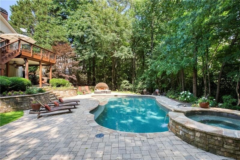 Hampton Hall - Residential