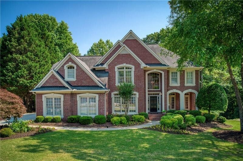 Hampton Hall - Residential