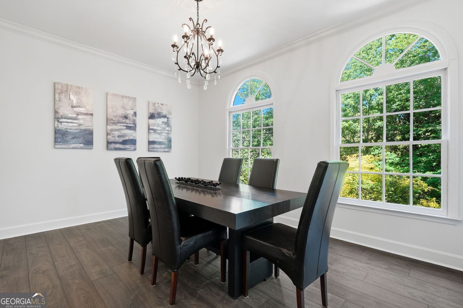 425 Jefferson CIR NE