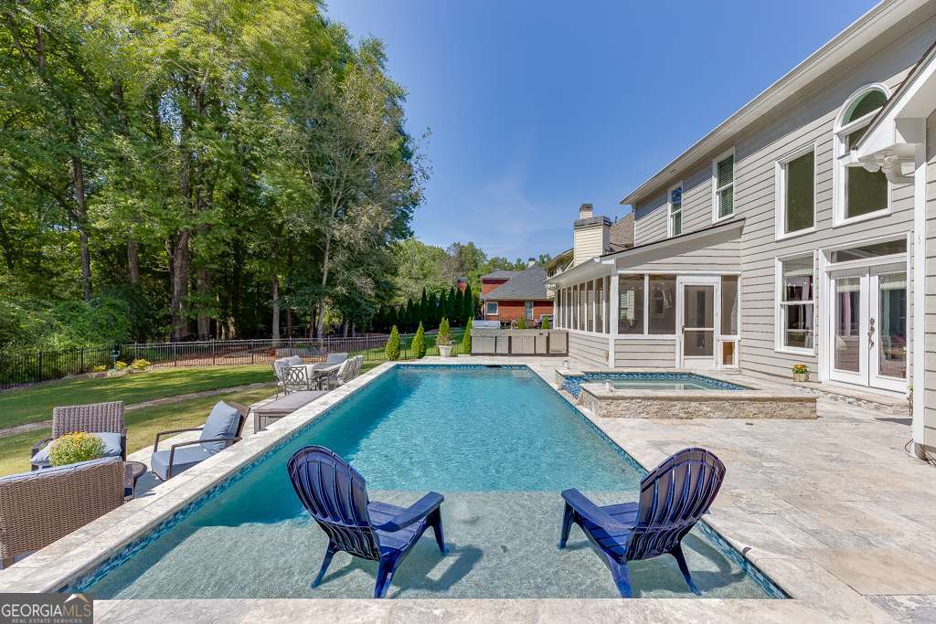 1560 Turtle Pond DR