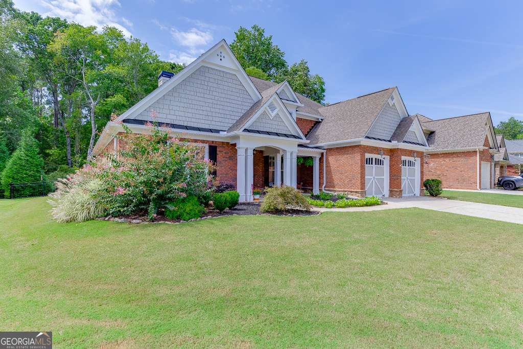 1560 Turtle Pond DR