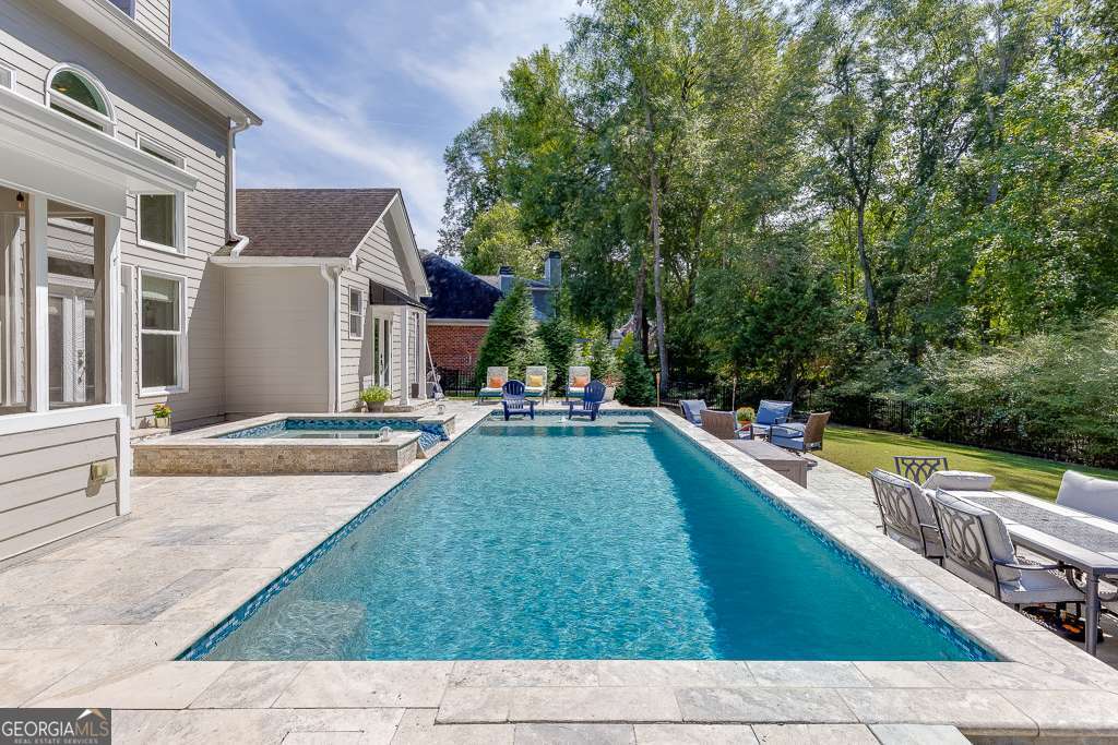 1560 Turtle Pond DR