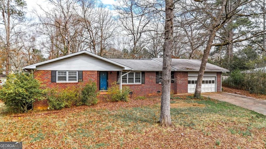 Photo of 13 Jefferson Drive SW, Rome, GA 30165 (MLS # 10704925)