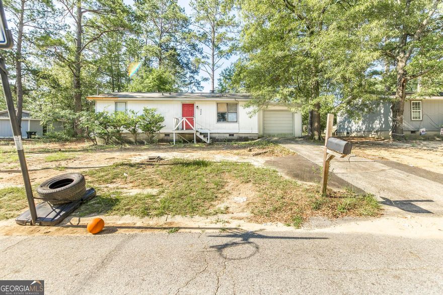 3 bed/1 bath single level house with 1224 sq. ft. of living space.  Property is in distressed condition. Value-add potential for the discerning investor. This is part of a 35 unit portfolio sale. Can be sold individually or as a portfolio sale. Reach out for details.  PROPERTY SOLD "AS IS "