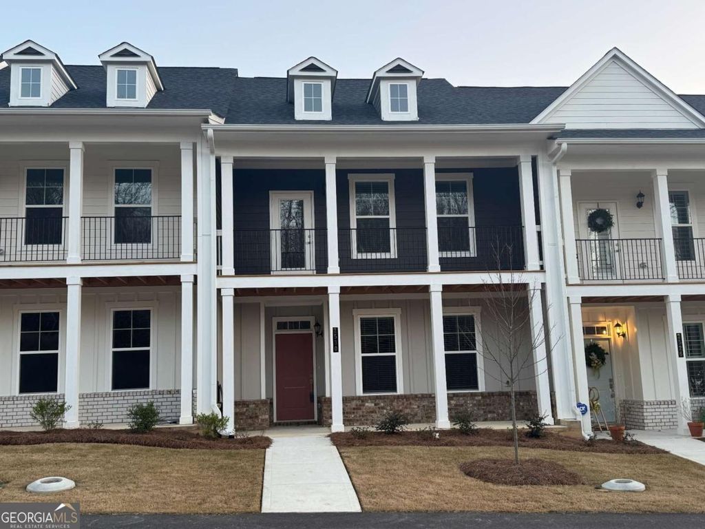 Photo of 2530 Harbor Ridge Pa Pass, Gainesville, GA 30507 (MLS # 10759933)