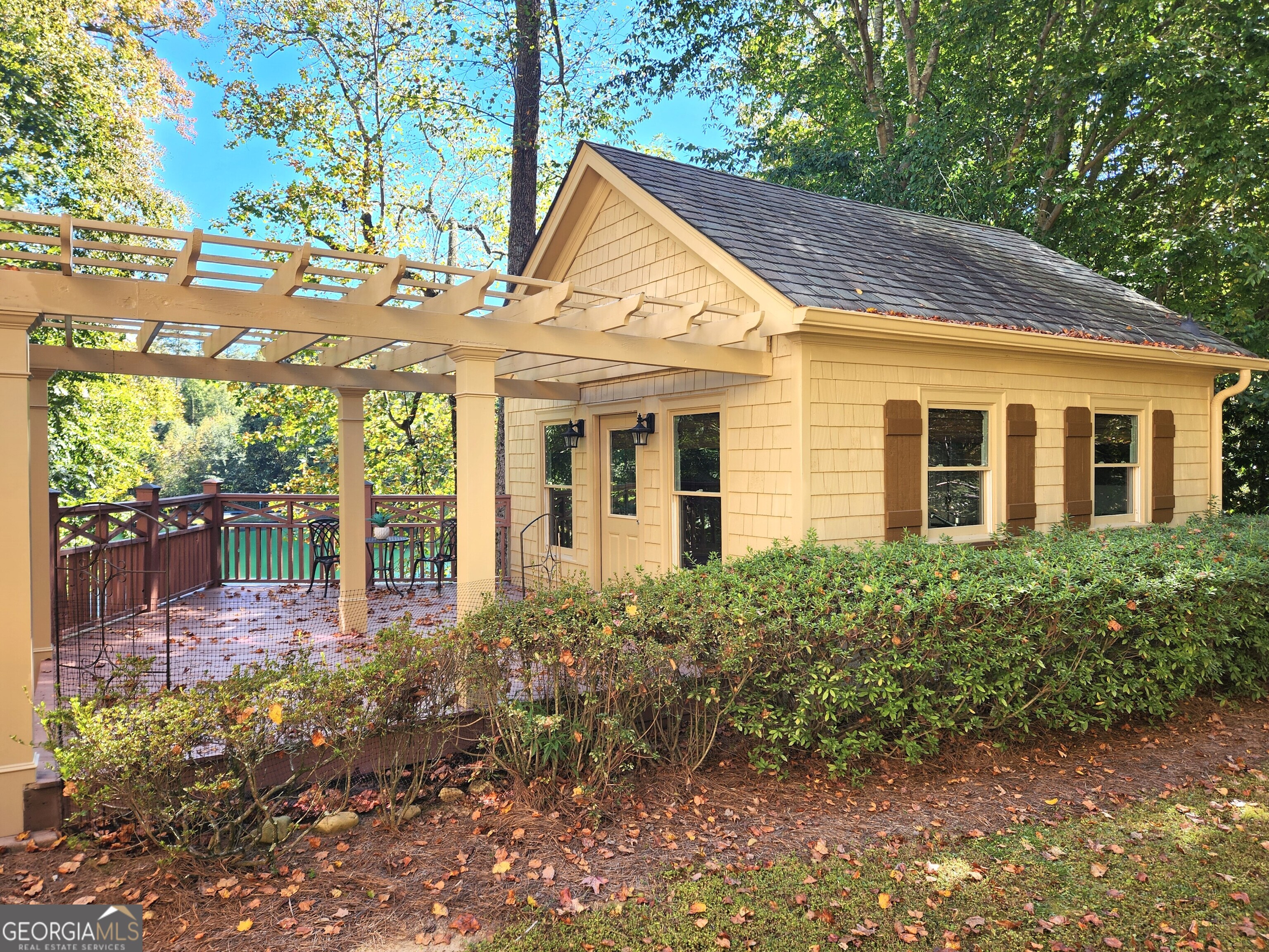 The Lake at Long Island - Residential