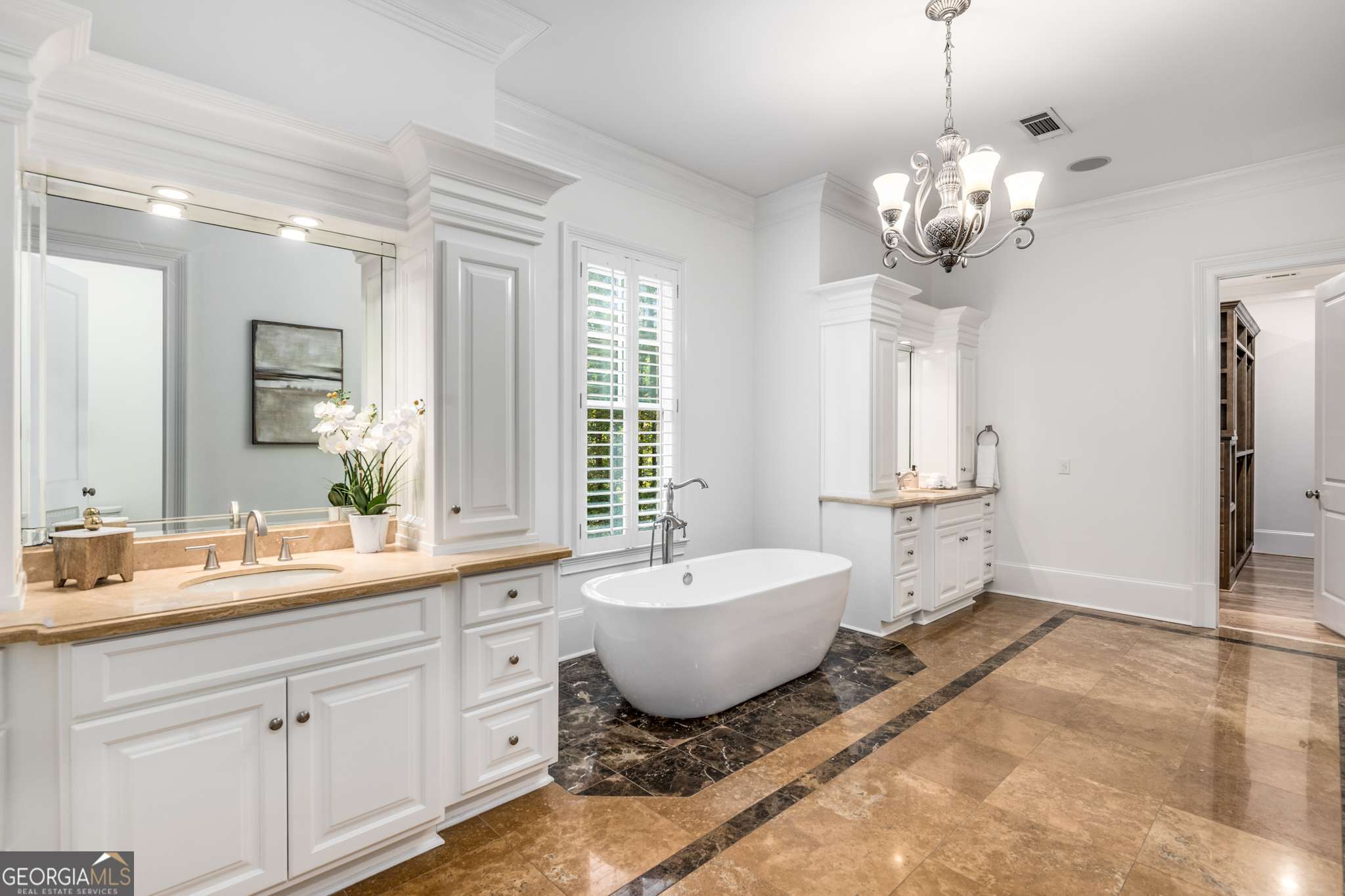 The Lake at Long Island - Residential