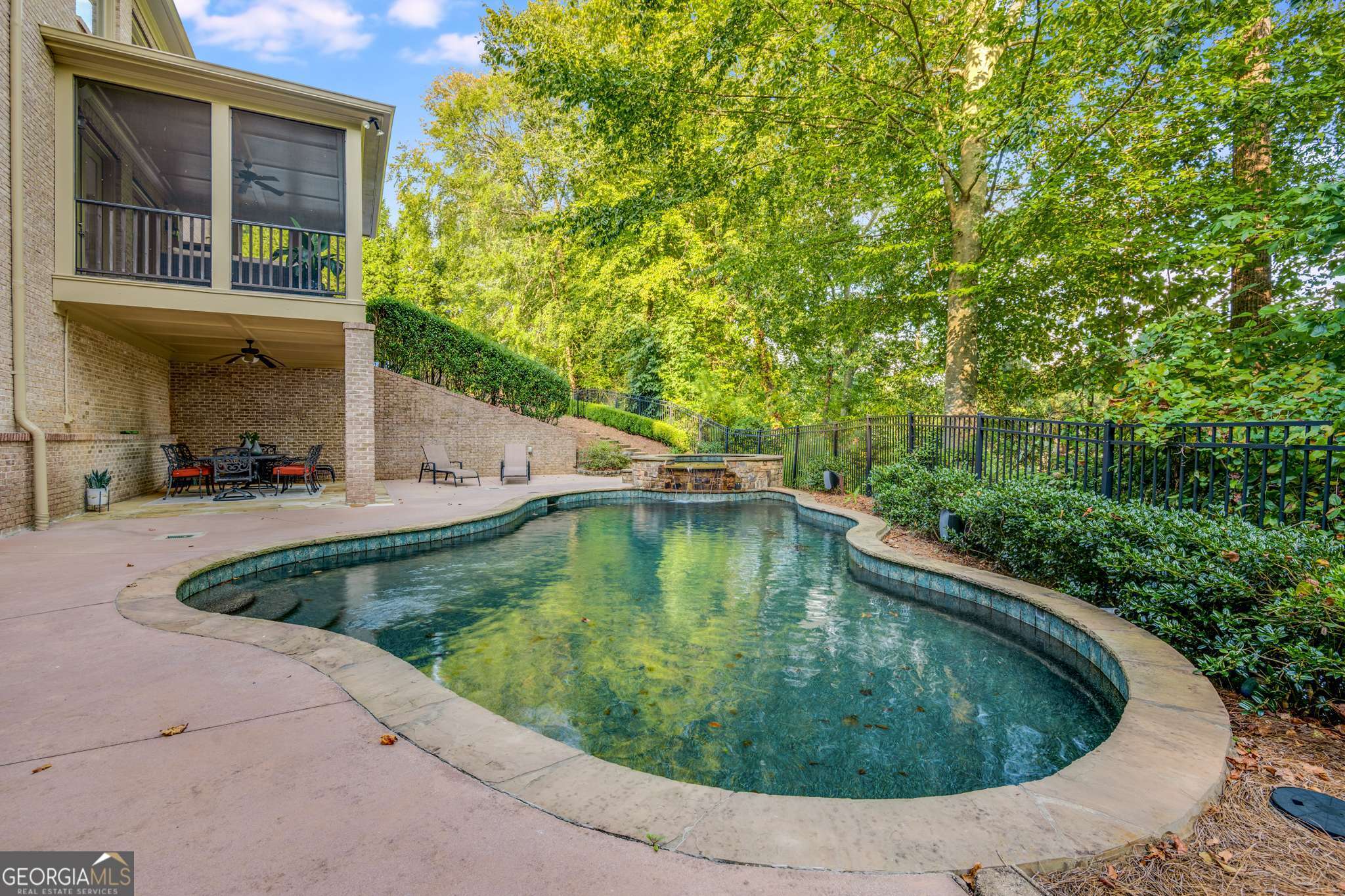 The Lake at Long Island - Residential