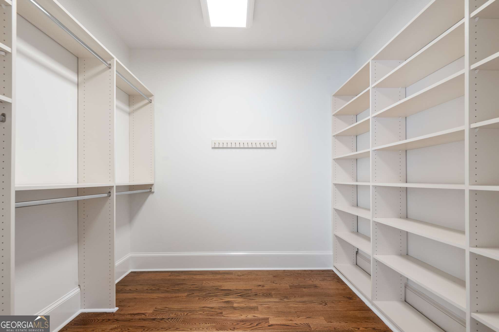 The Lake at Long Island - Residential