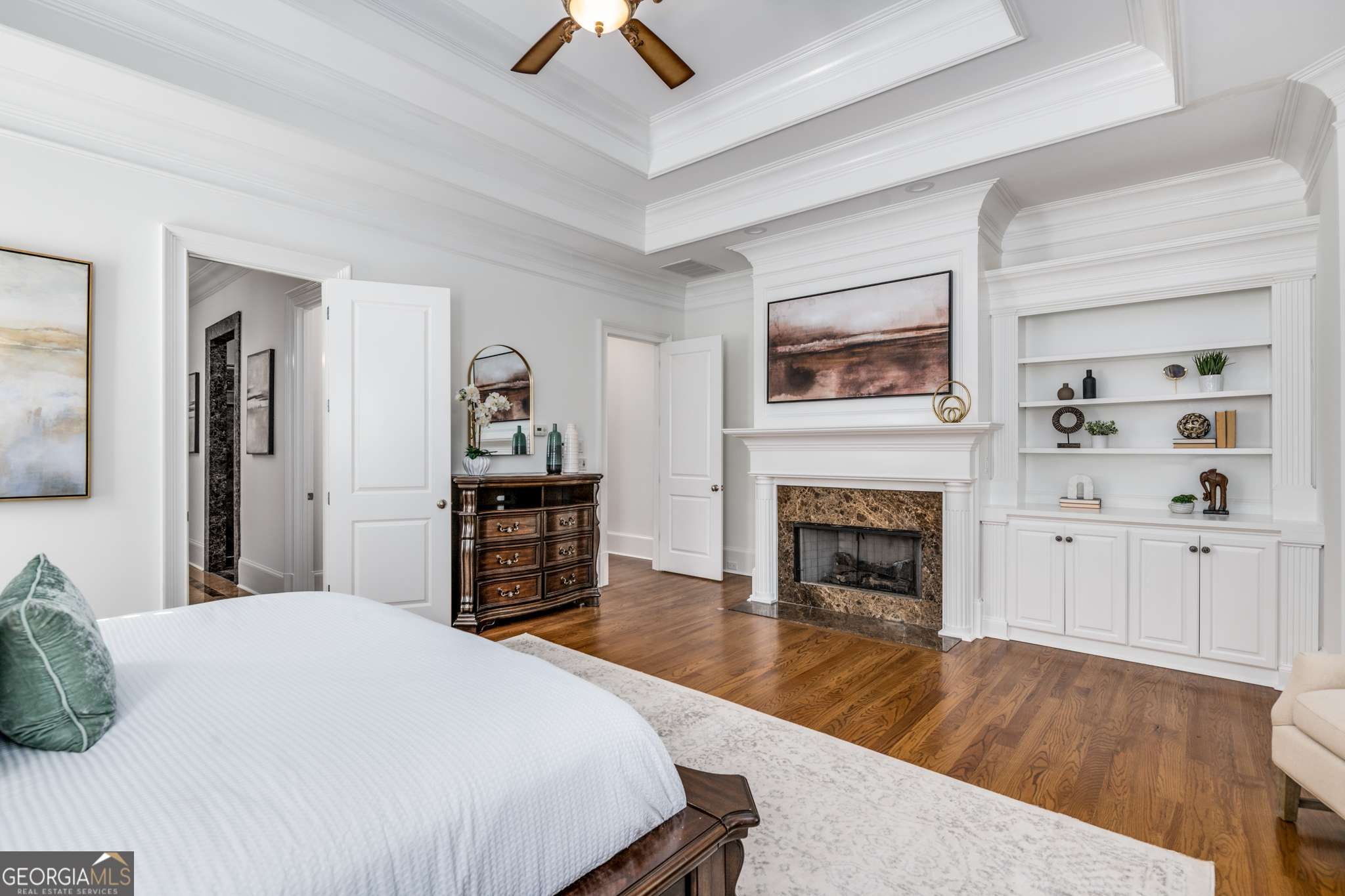 The Lake at Long Island - Residential