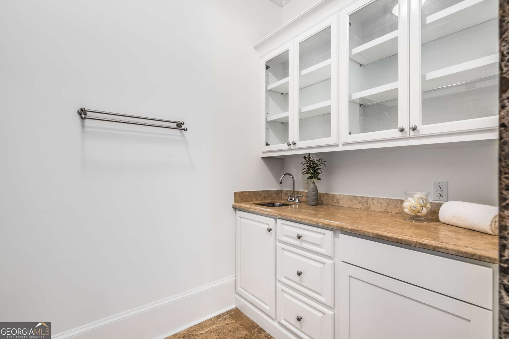 The Lake at Long Island - Residential