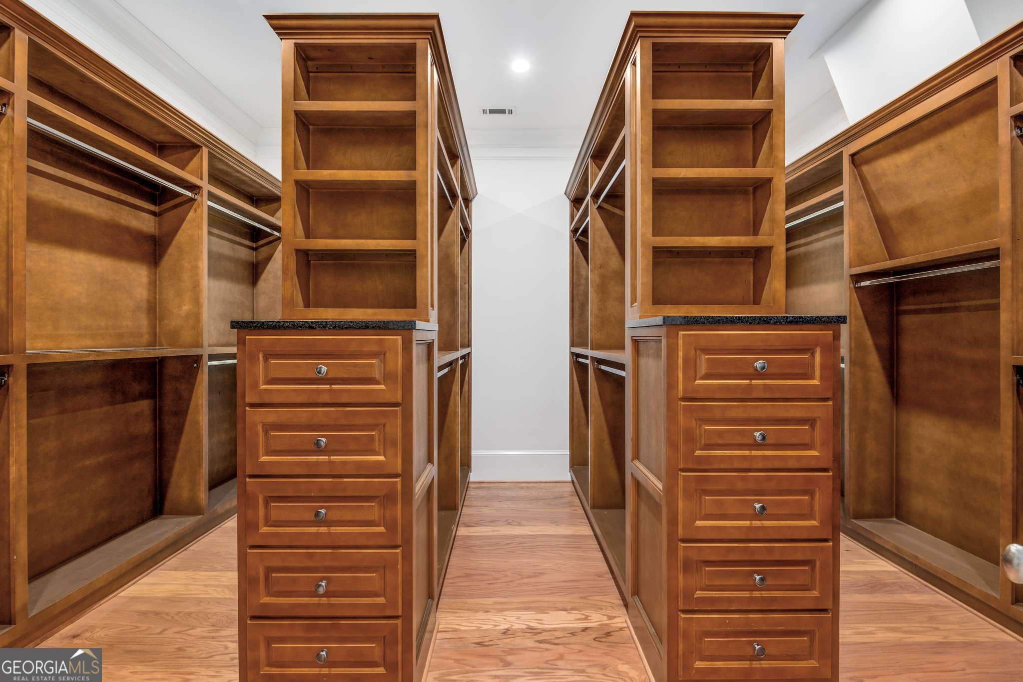 The Lake at Long Island - Residential