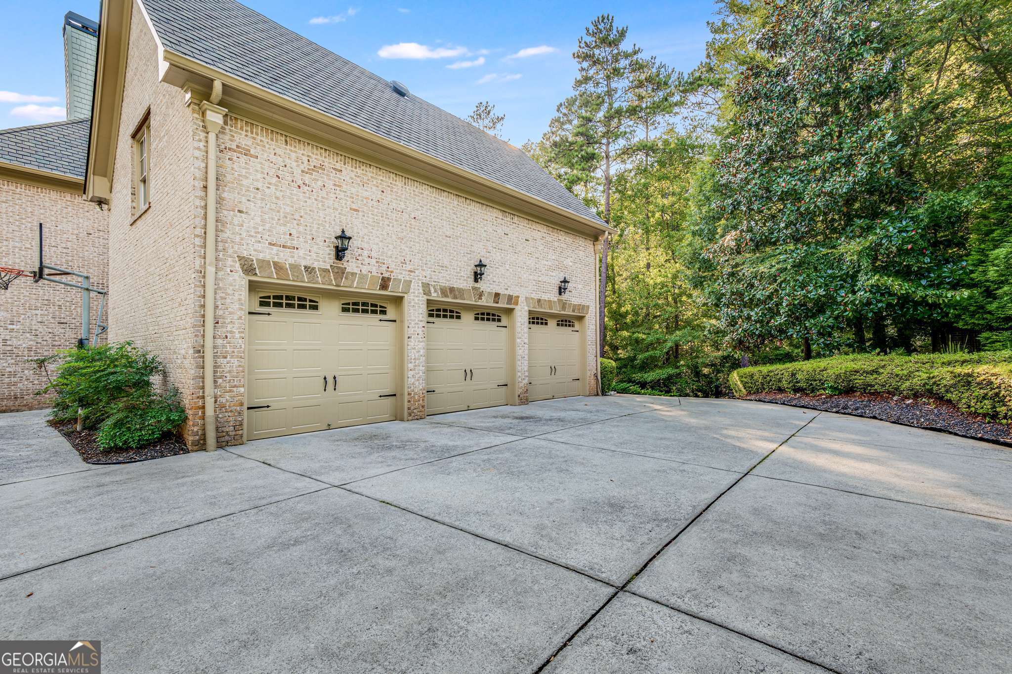 The Lake at Long Island - Residential