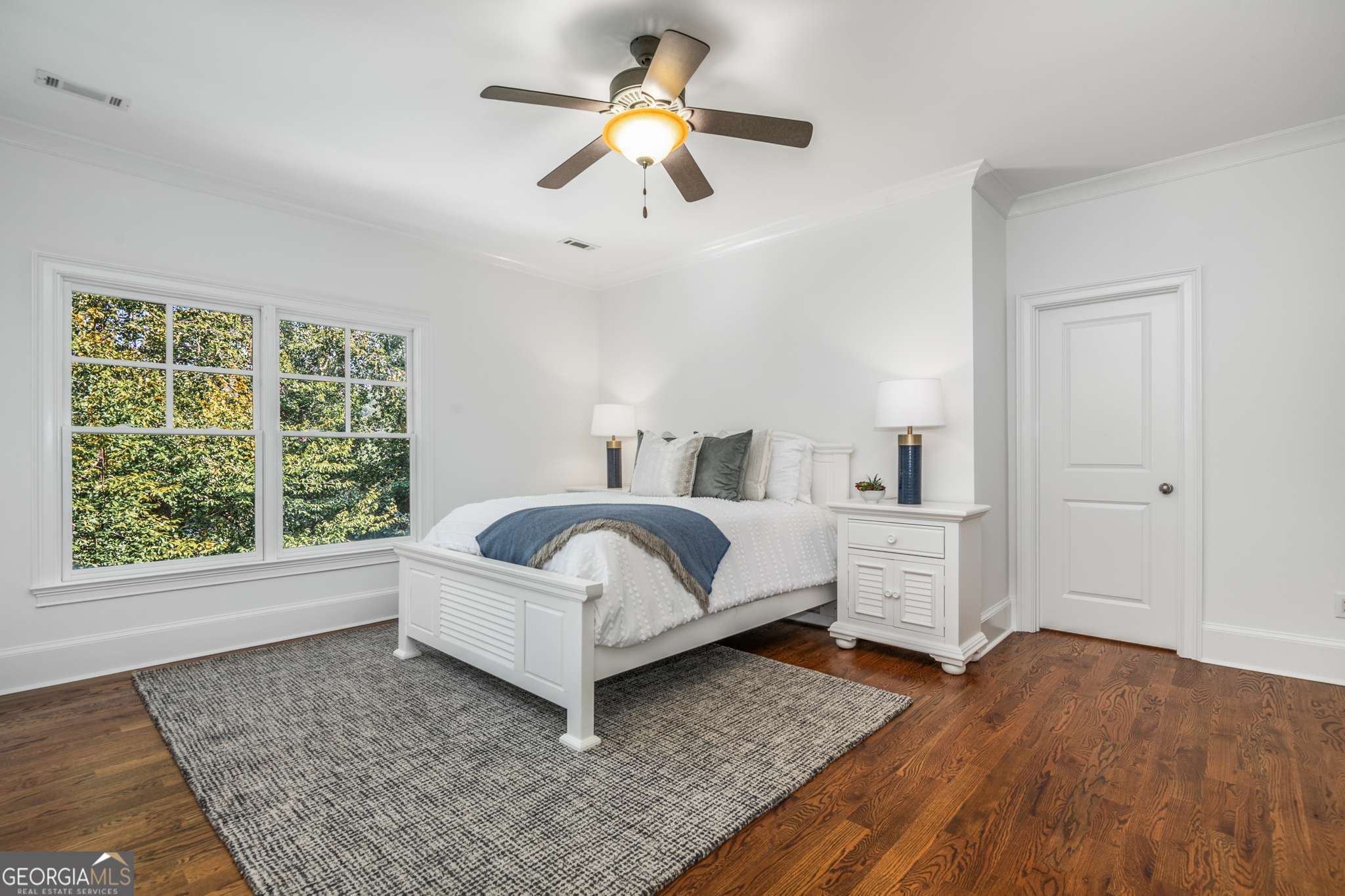 The Lake at Long Island - Residential