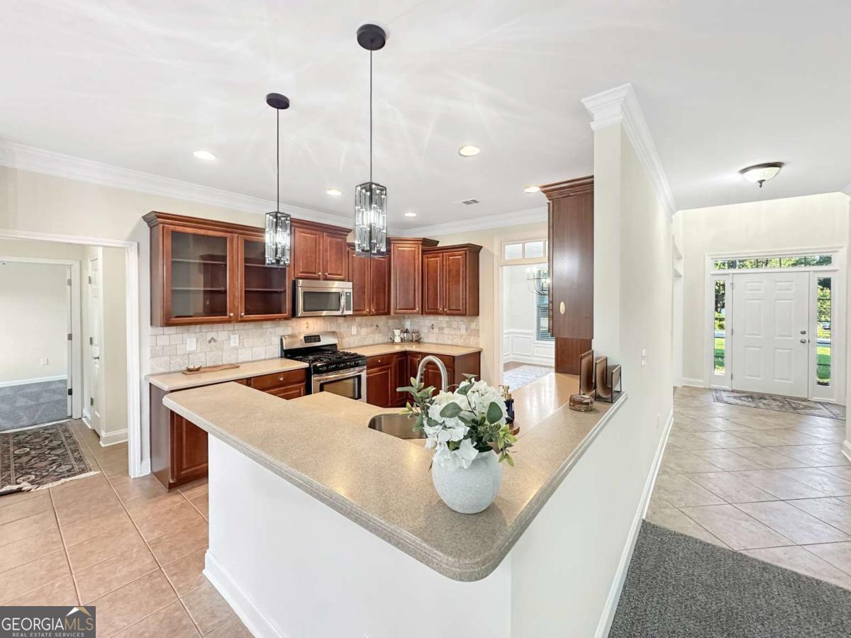1525 Lake Dow RD