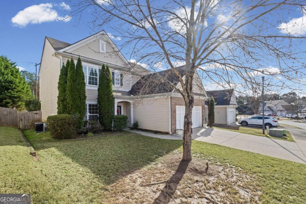 Photo of 313 Woodland Pass, Canton, GA 30114 (MLS # 10657326)