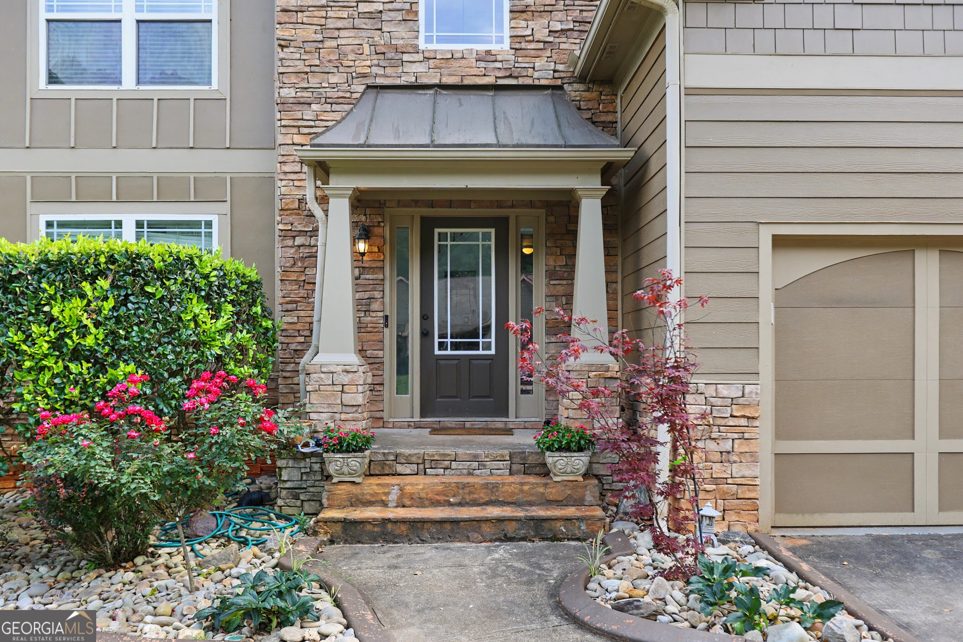 5324 Chastain WAY