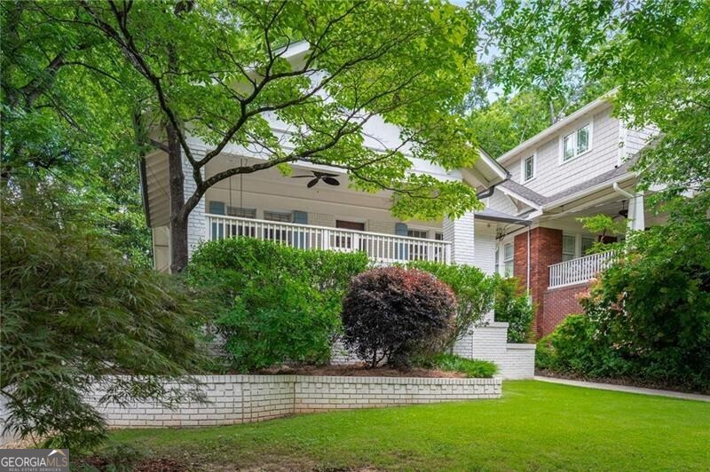 626 Elmwood DR NE
