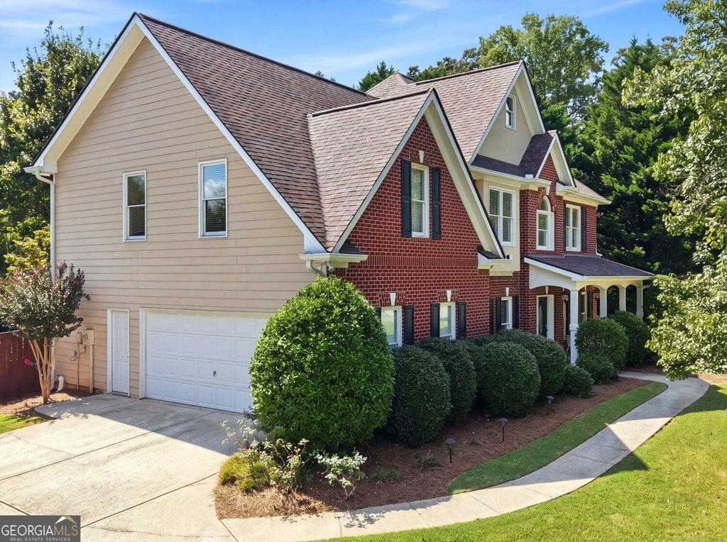 Photo of 2010 Carithers Dr, Marietta, GA 30064 (MLS # 10852404)