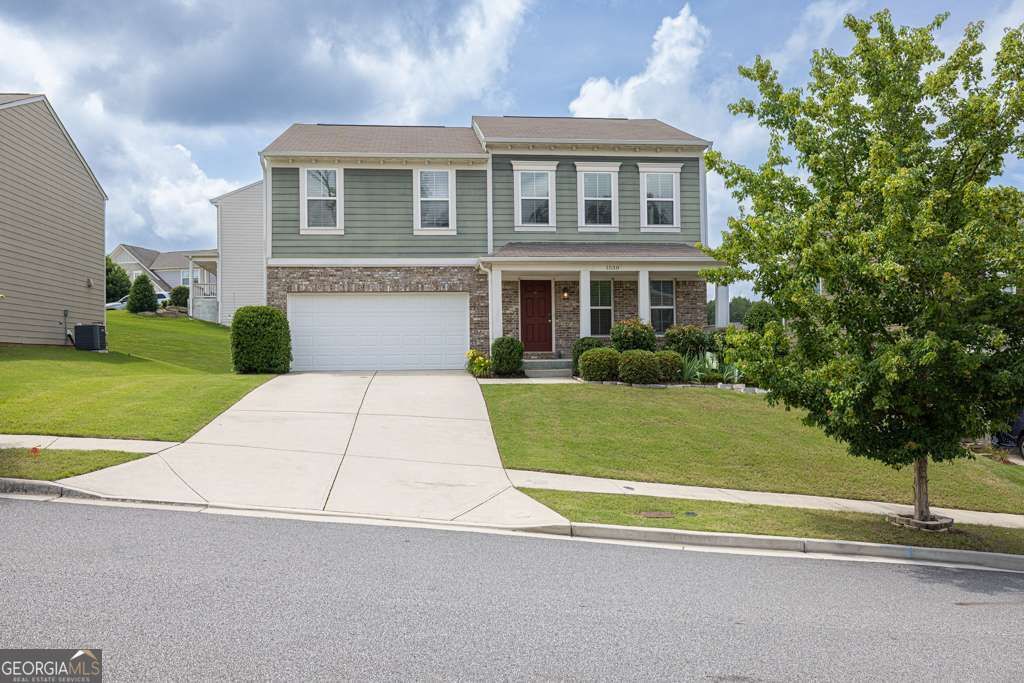 Photo of 1530 Avalon Creek Road, Sugar Hill, GA 30518 (MLS # 10658197)