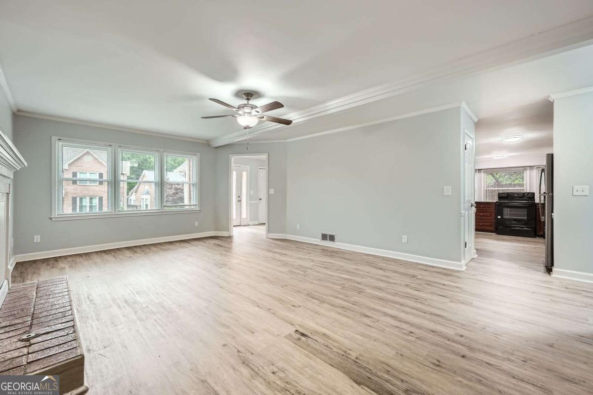 1523 Pangborn Station DR