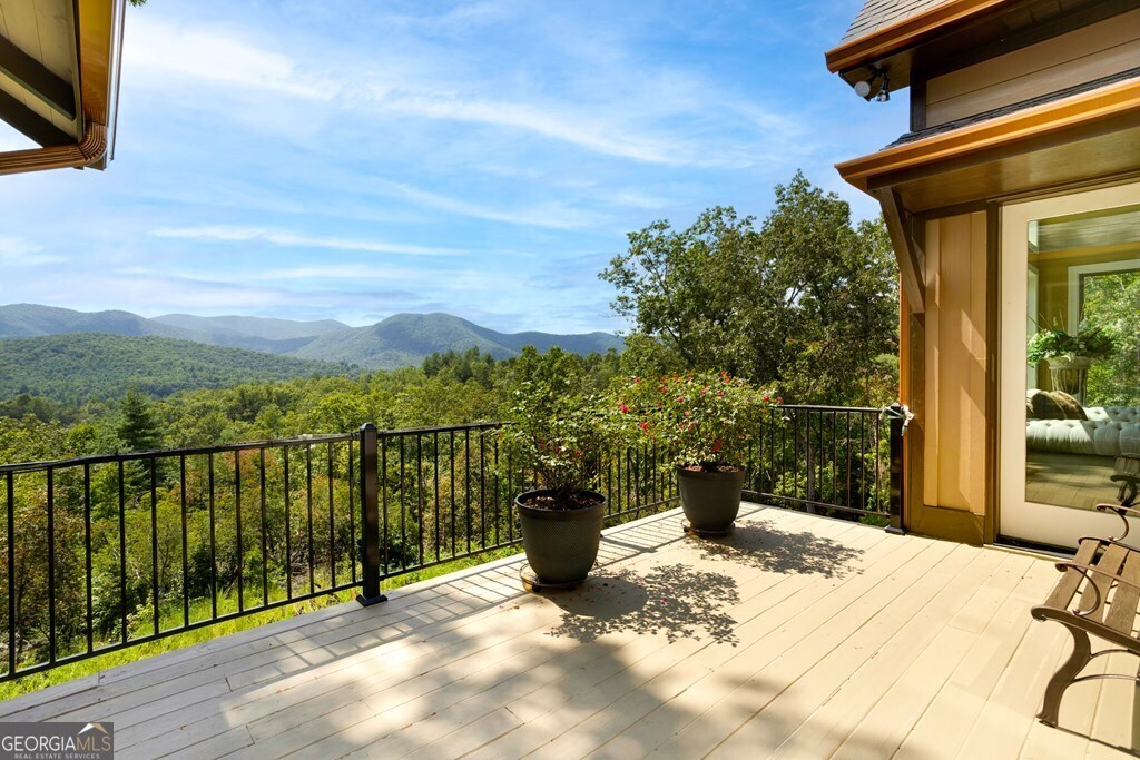 205 Hightower Ridge DR
