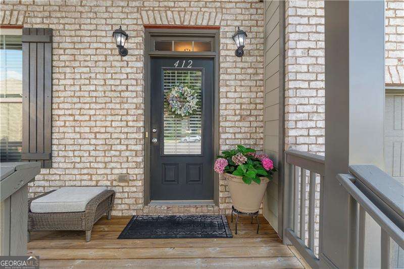 412 Honeybee LN