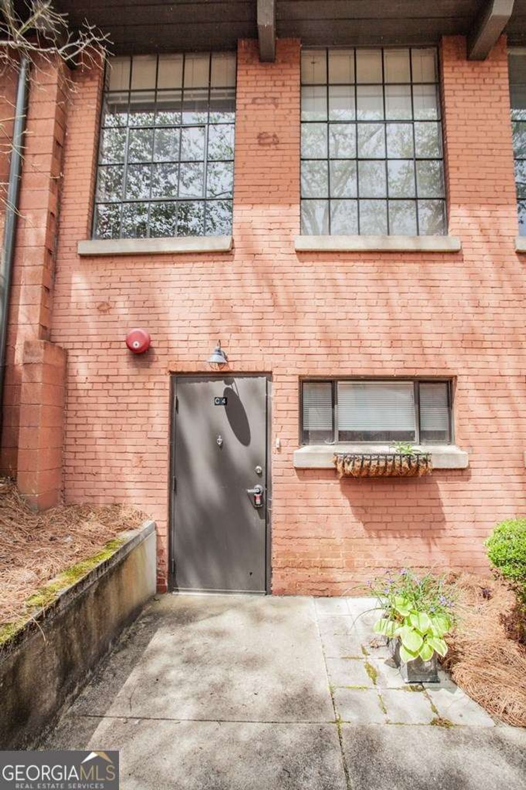 Photo of 301 Bradley Street C4, Carrollton, GA 30117 (MLS # 10702931)