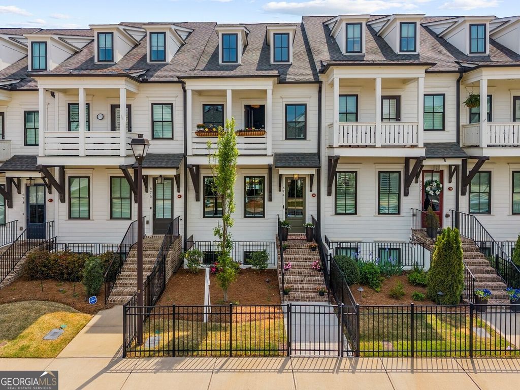 Photo of 674 Brashy Street, Woodstock, GA 30188 (MLS # 10728591)