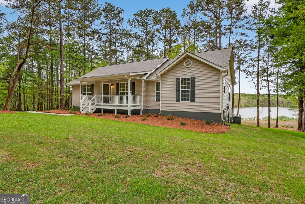 Photo of 3181 Peeksville Road, Locust Grove, GA 30248 (MLS # 10733595)