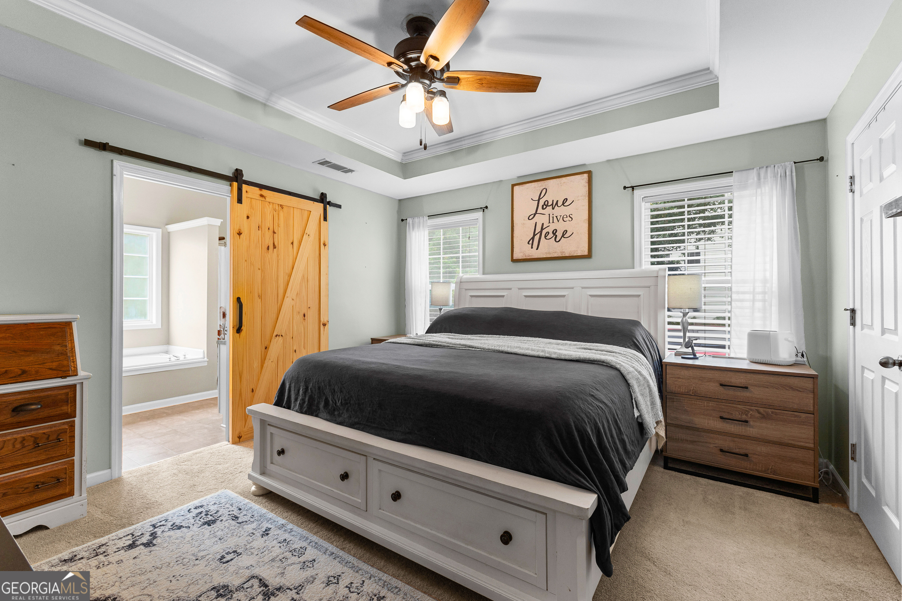 Newnan, Georgia 30265, United States, 3 Bedrooms Bedrooms, ,2 BathroomsBathrooms,Residential,Pending,200813