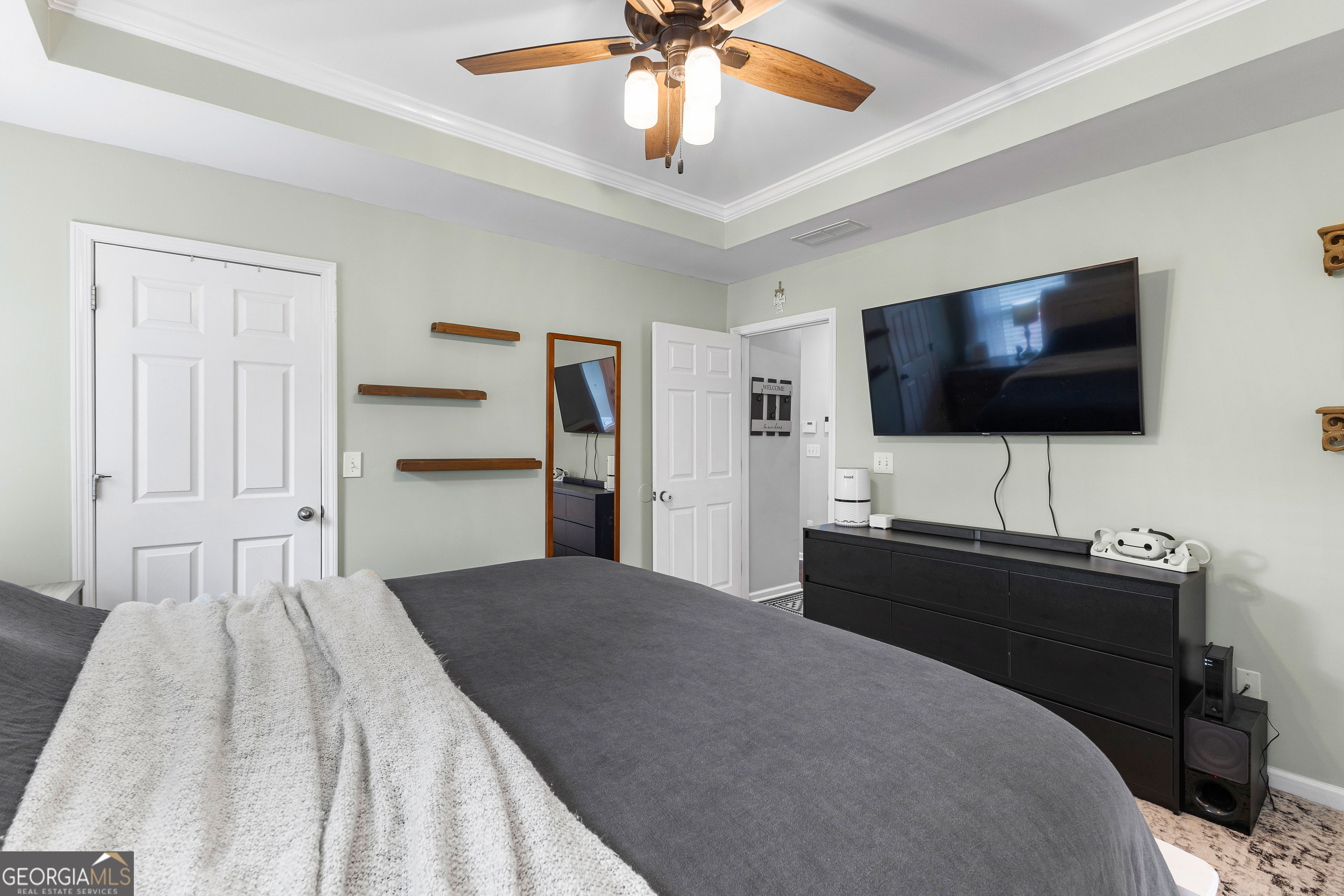 Newnan, Georgia 30265, United States, 3 Bedrooms Bedrooms, ,2 BathroomsBathrooms,Residential,Pending,200813