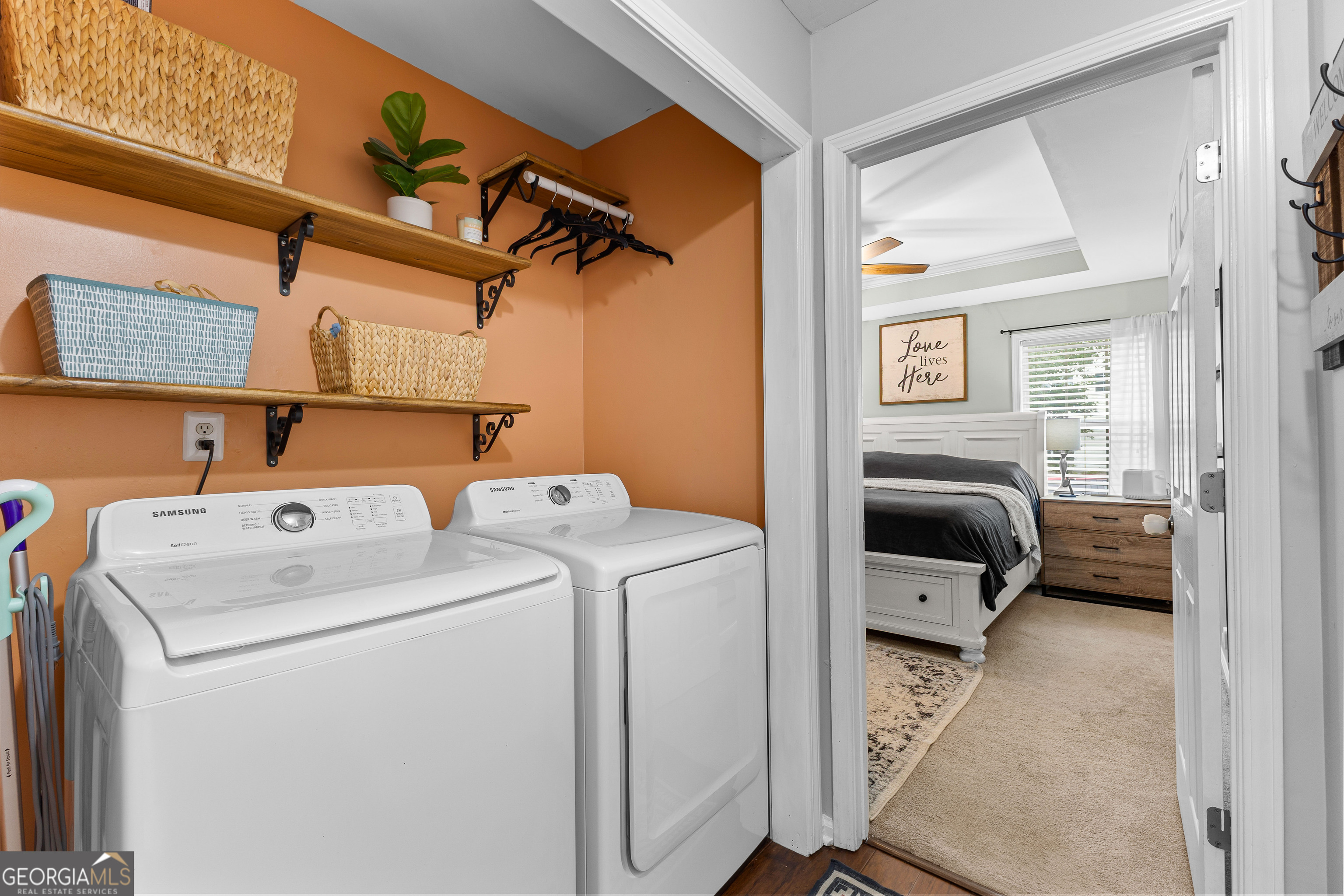 Newnan, Georgia 30265, United States, 3 Bedrooms Bedrooms, ,2 BathroomsBathrooms,Residential,Pending,200813