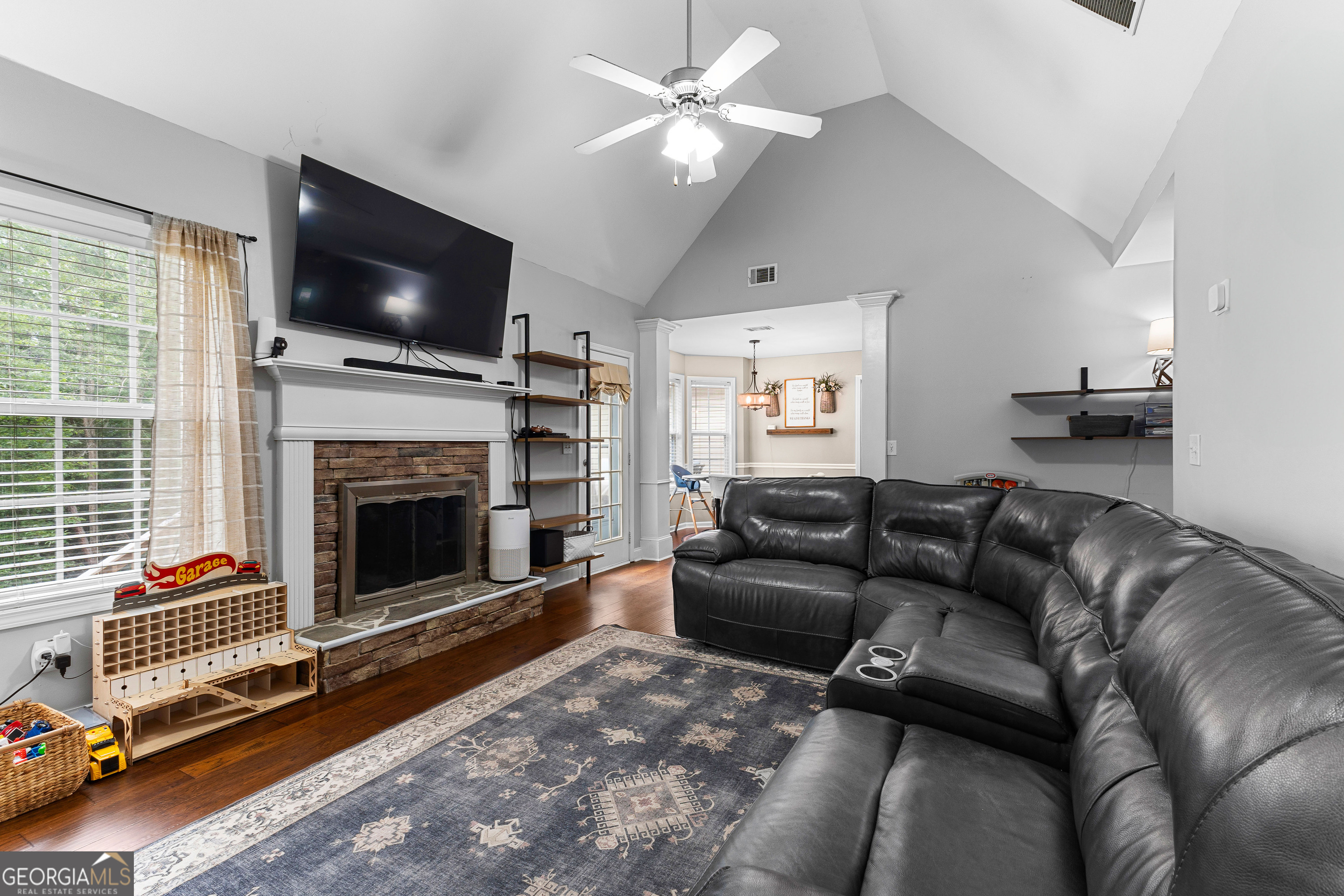 Newnan, Georgia 30265, United States, 3 Bedrooms Bedrooms, ,2 BathroomsBathrooms,Residential,Pending,200813