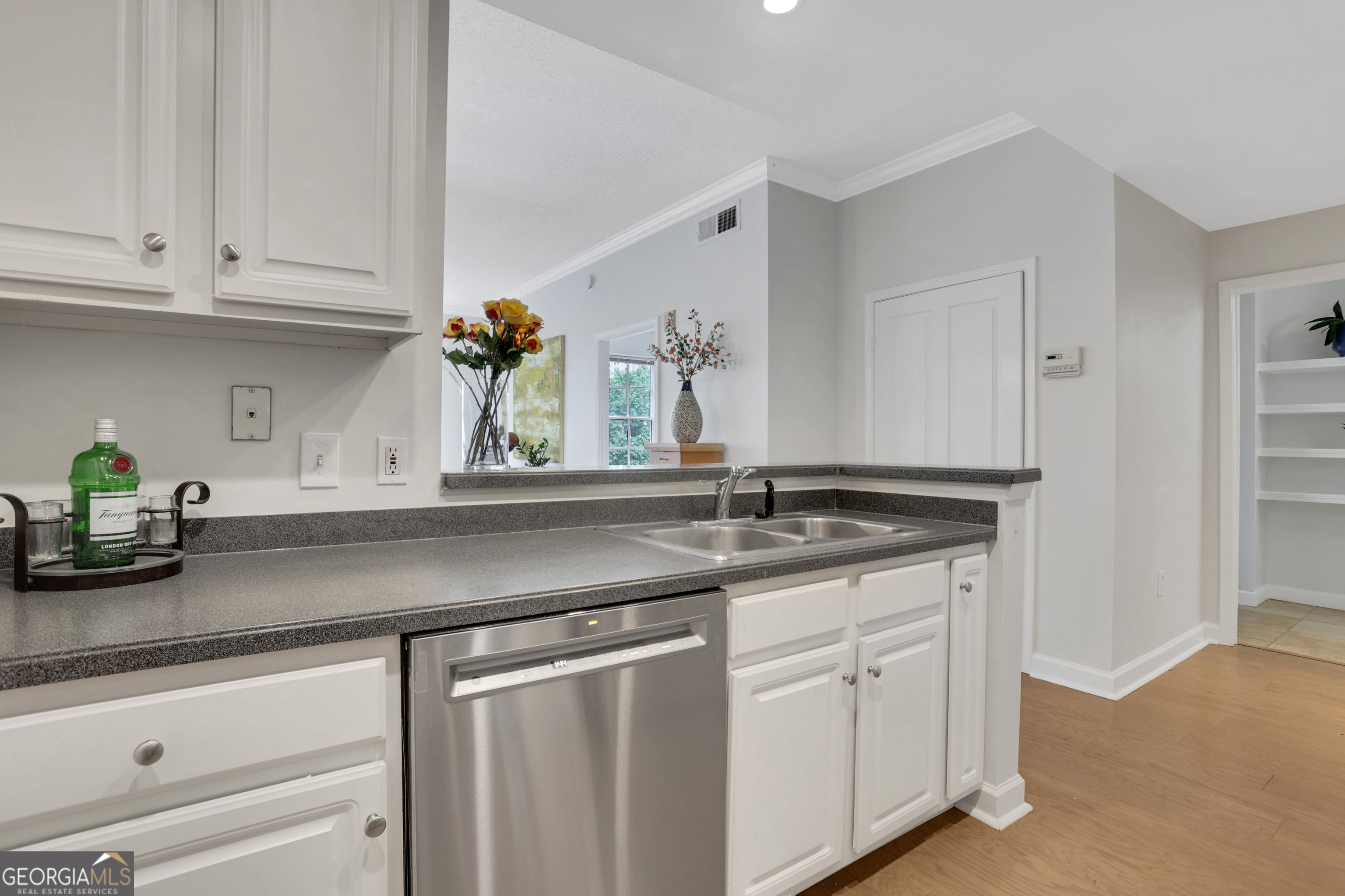 1101 Juniper ST NE APT 619