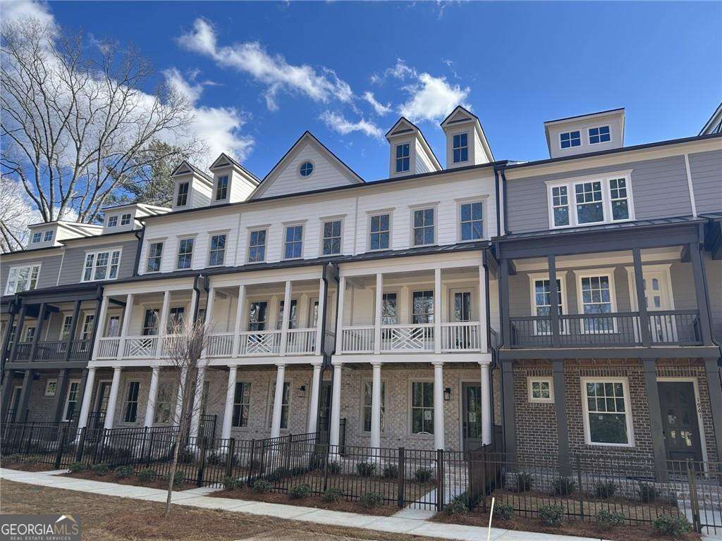 Photo of 1957 Flying Scotsman Drive #23, Kennesaw, GA 30144 (MLS # 10701441)