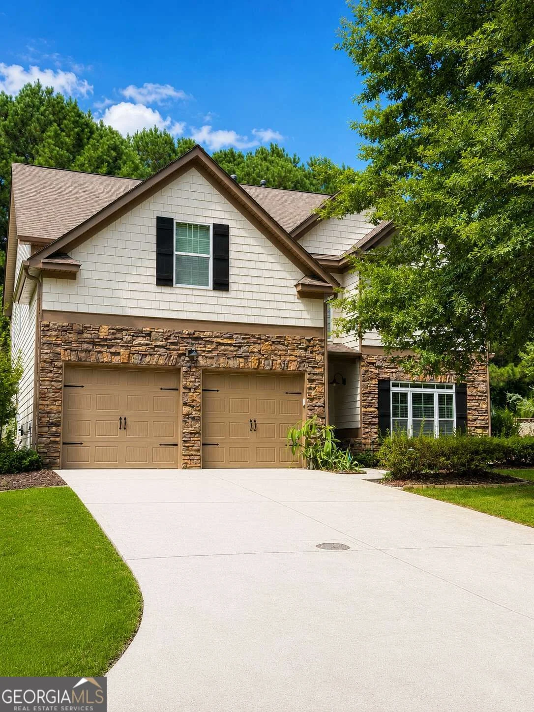 3920 Hunters Walk Way