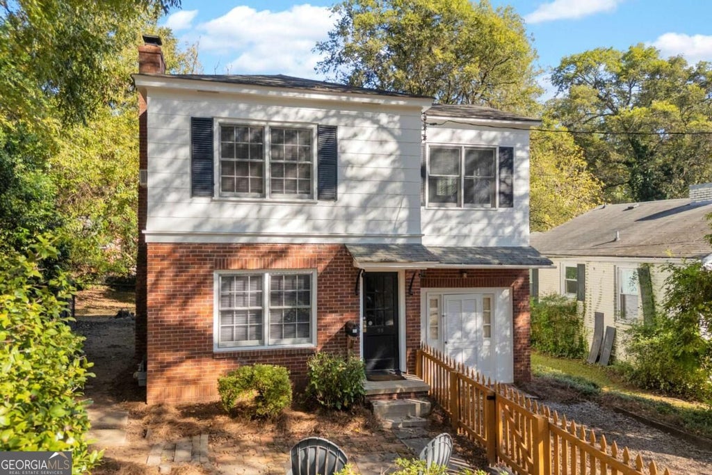 Photo of 98 Springdale St, Athens, GA 30605 (MLS # 10874758)