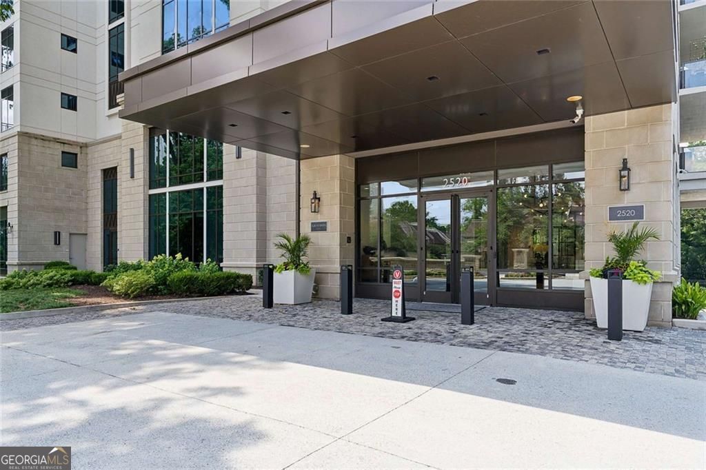 2520 Peachtree RD NW 603