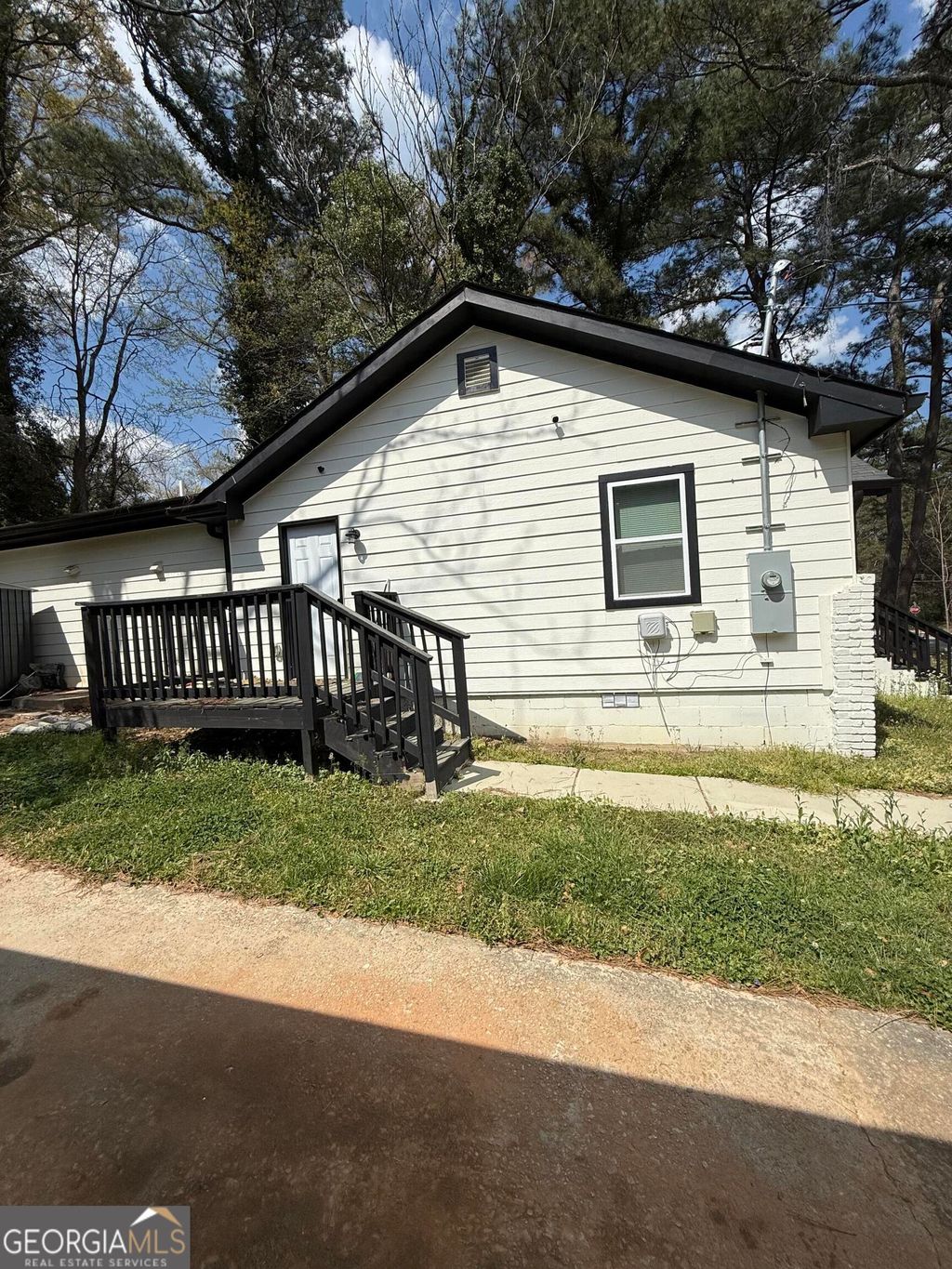 Photo of 2581 Hood Avenue NW, Atlanta, GA 30318 (MLS # 10720403)