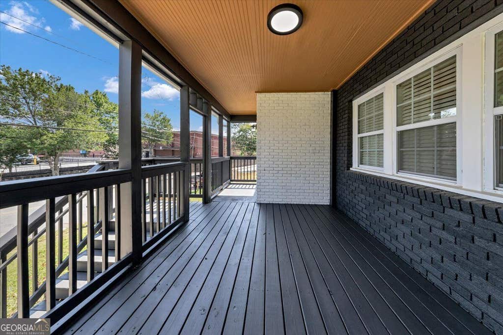 Photo of 1420 Donnelly Avenue SW, Atlanta, GA 30310 (MLS # 10834443)